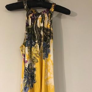 Elie Tahari flowy yellow pattern top